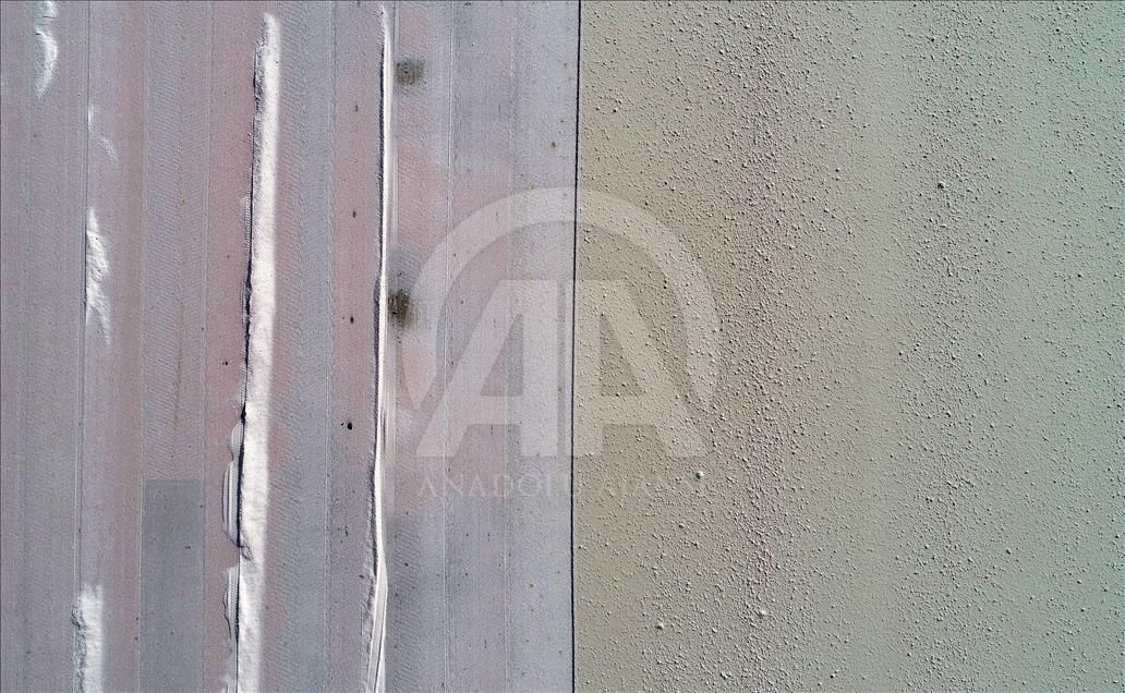 Producción de sal en lago de Turquía 