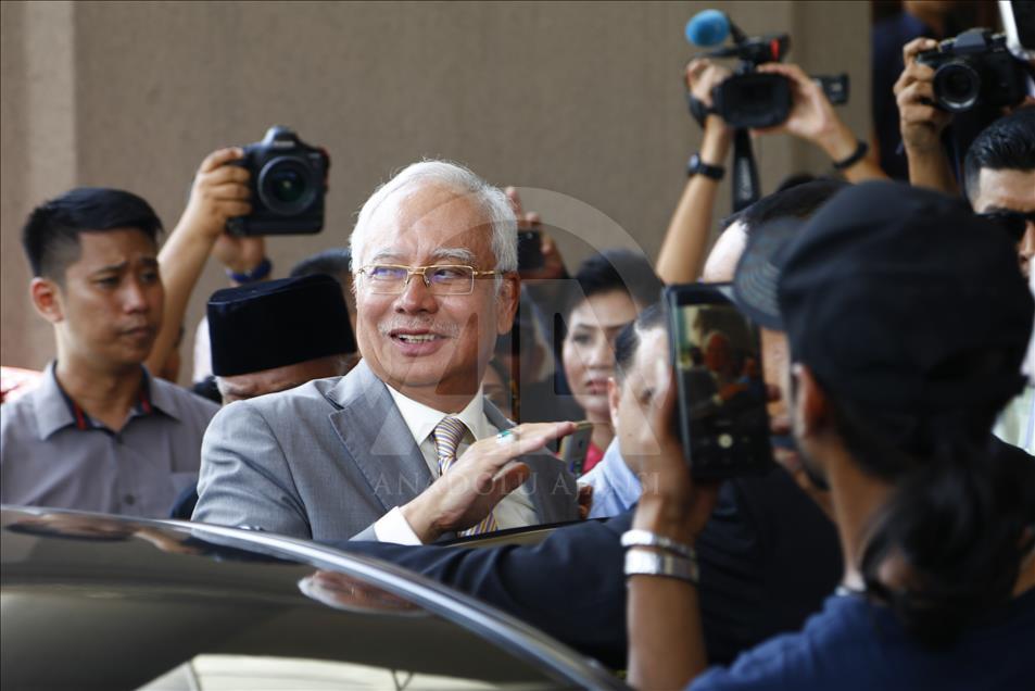Persidangan mantan PM Malaysia terkait kasus 1MDB