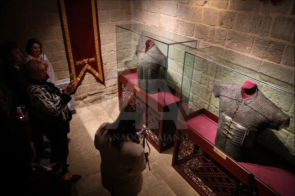 "Legado de los Shirvanshah en los museos del mundo" en Azerbaiyán