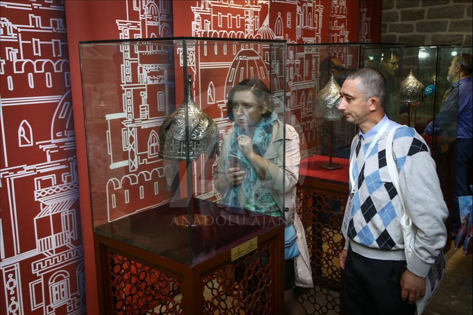 "Legado de los Shirvanshah en los museos del mundo" en Azerbaiyán