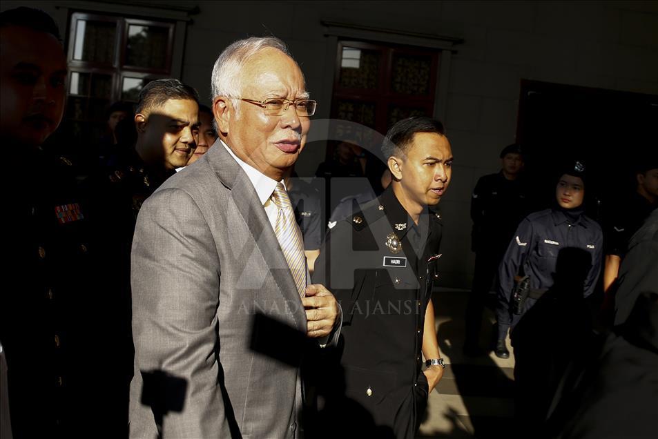 Persidangan mantan PM Malaysia terkait kasus 1MDB