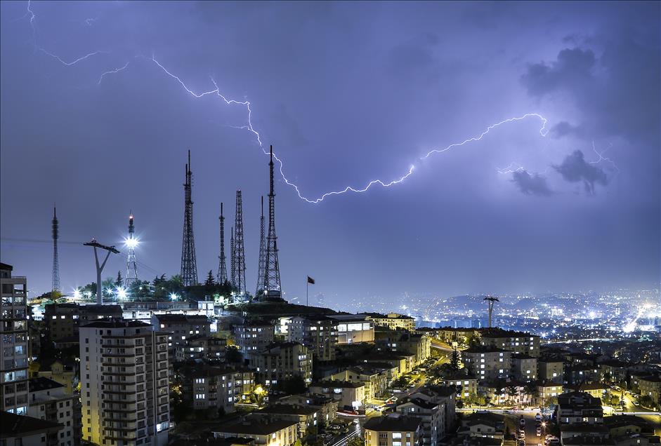 Ankara'da Şimşekler