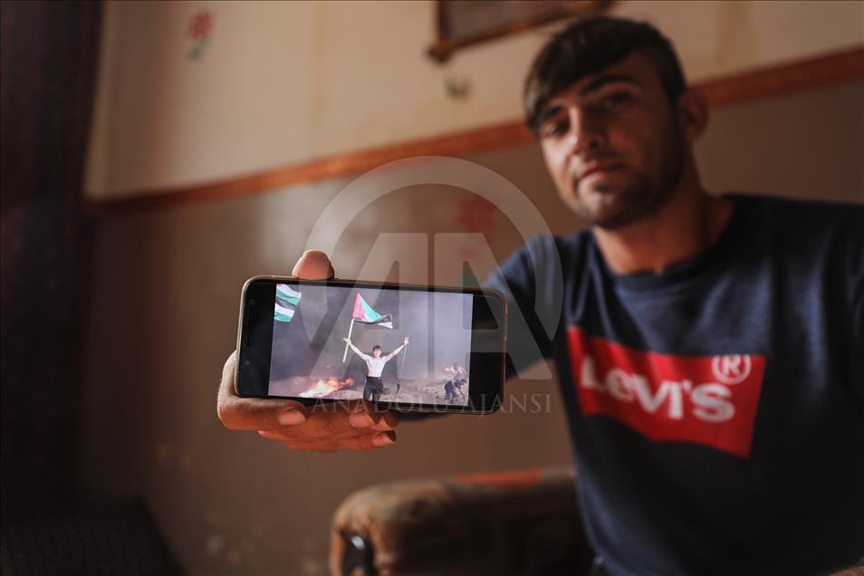 Imágenes de la entrevista de Aed Abu Amro, símbolo de la resistencia palestina.