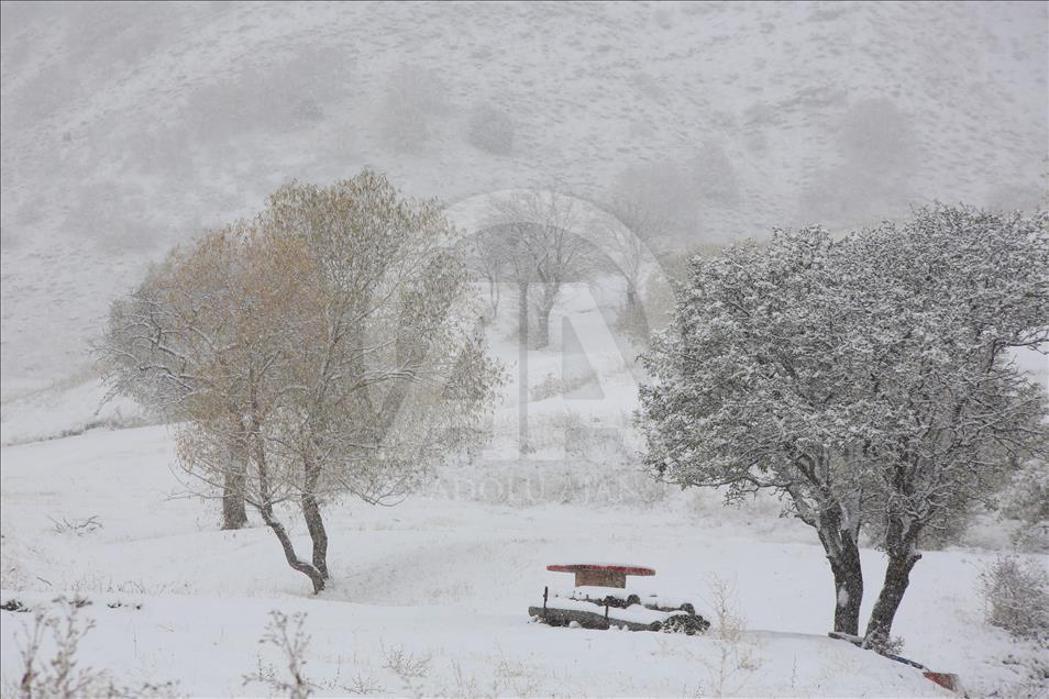 Karadeniz'de kar etkili oluyor