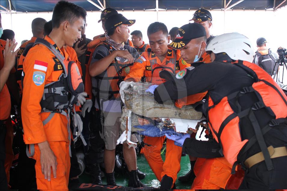 Hari kedua proses evakuasi kecelakaan pesawat Lion Air JT610
