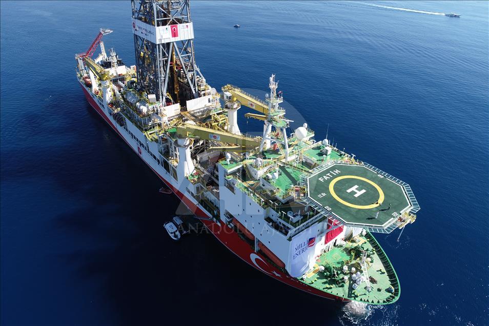 Preparations of Fatih Drill Ship