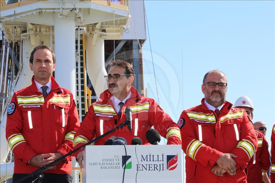 Fatih, Akdeniz'deki ilk sondaj için yola çıktı