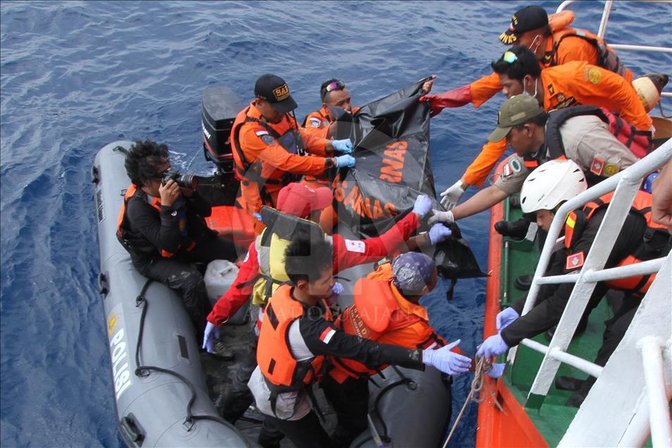Hari kedua proses evakuasi kecelakaan pesawat Lion Air JT610