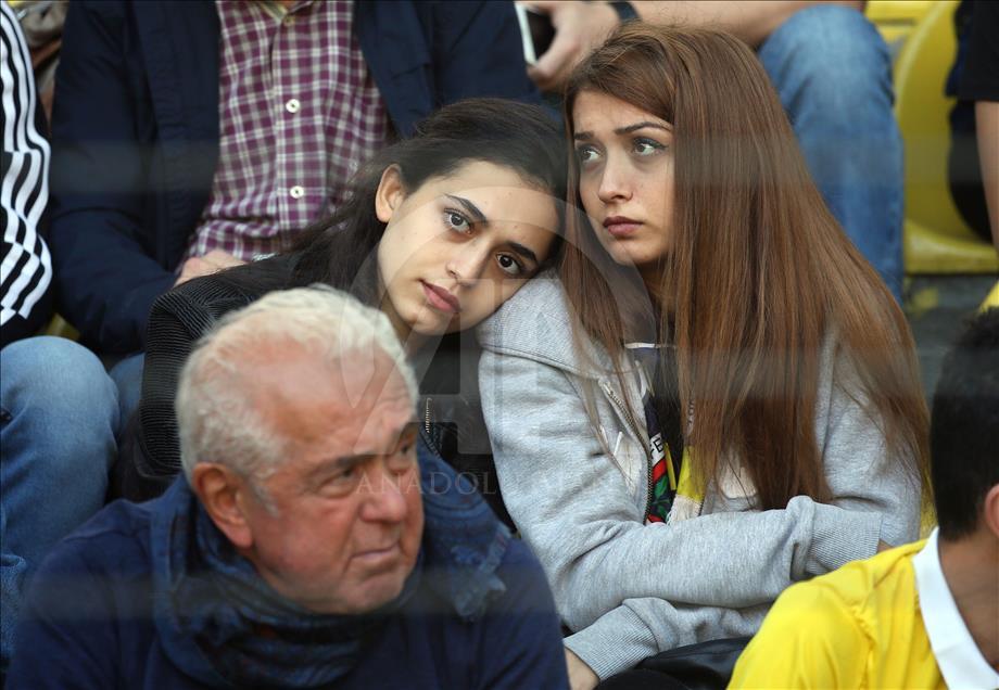 Fenerbahçeli genç taraftar son yolculuğuna uğurlanıyor