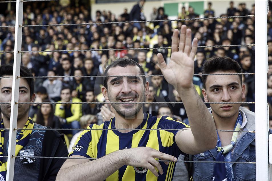 Fenerbahçeli genç taraftar son yolculuğuna uğurlanıyor