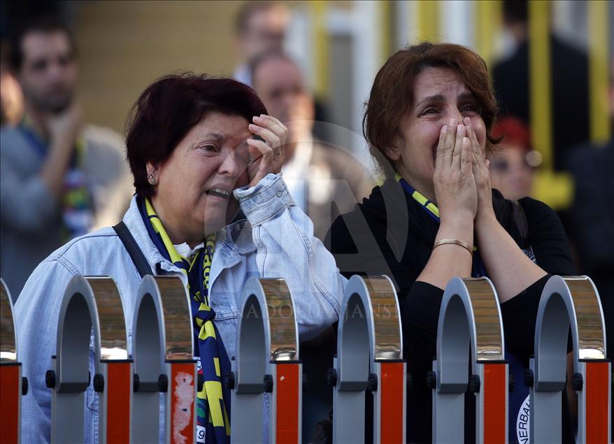 Fenerbahçeli genç taraftar son yolculuğuna uğurlanıyor