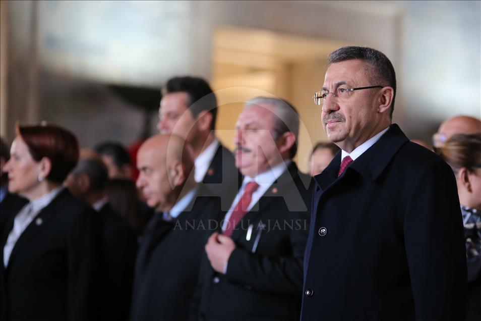 Büyük Önder Atatürk'ü anıyoruz