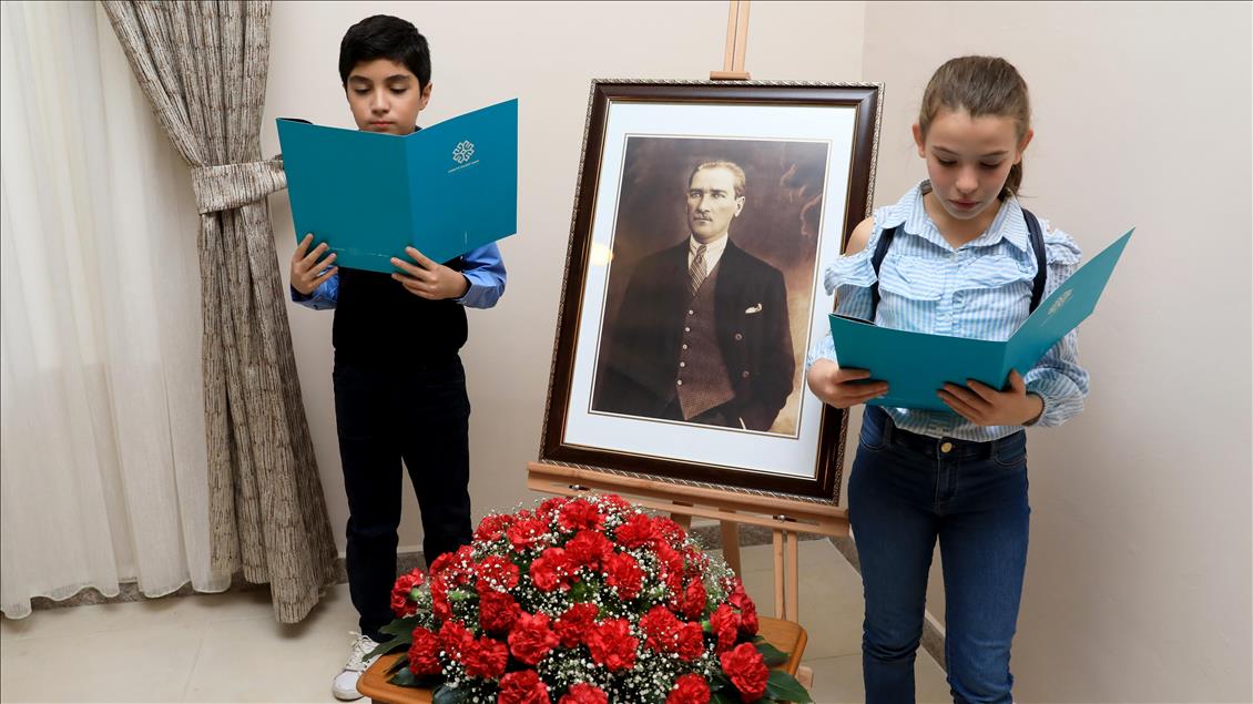 Büyük Önder Atatürk'ü anıyoruz
