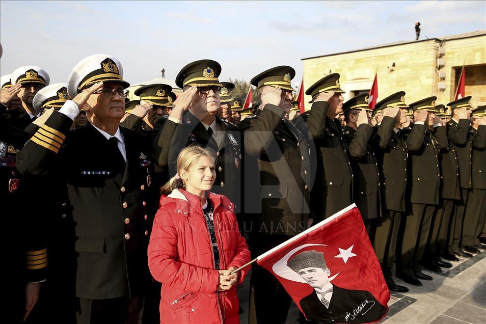 Büyük Önder Atatürk'ü anıyoruz