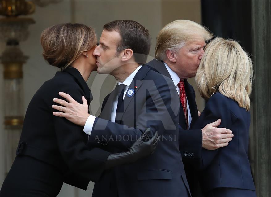 Presidente Donald Trump llega al Palacio de Elíseo
