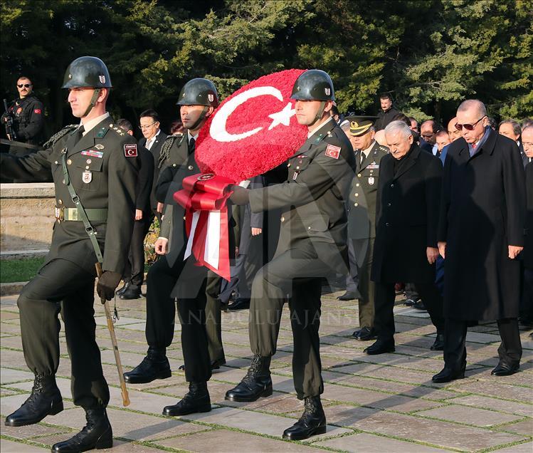 Büyük Önder Atatürk'ü anıyoruz