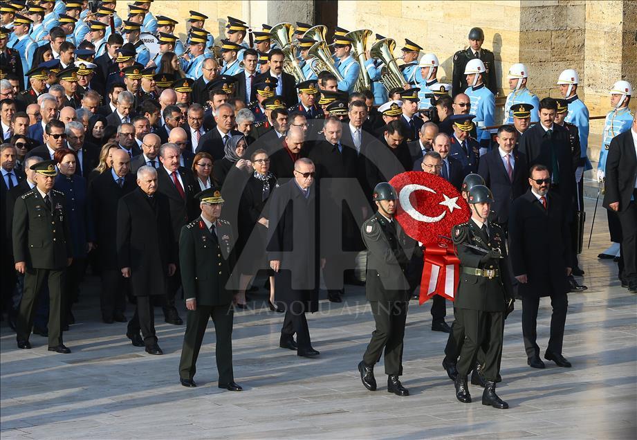 Büyük Önder Atatürk'ü anıyoruz