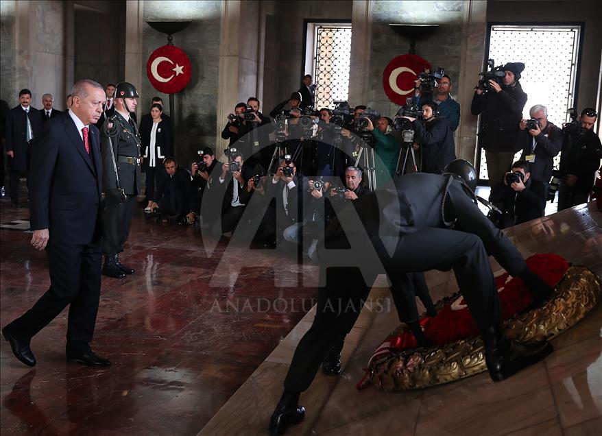 Büyük Önder Atatürk'ü anıyoruz