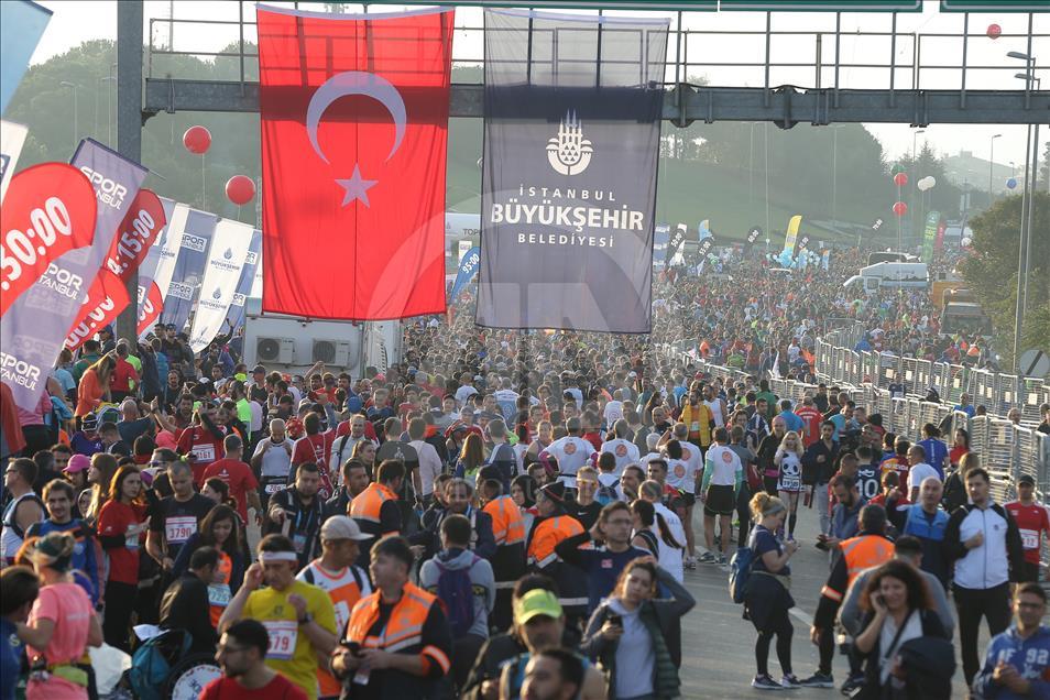 آغاز مسابقه دو ماراتن جام وودافون در استانبول