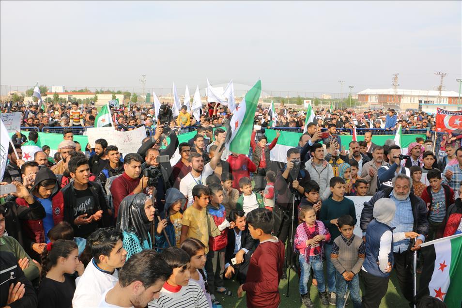 Suriyelilerden terör örgütü YPG/PKK'ya protesto