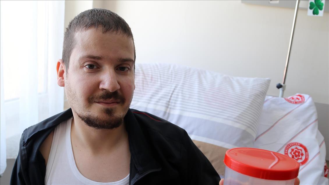 Mesanesinden 840 gram taş çıktı