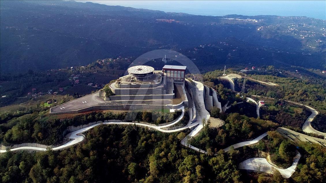 Karadeniz'in en uzun teleferiğinde rengarenk yolculuk