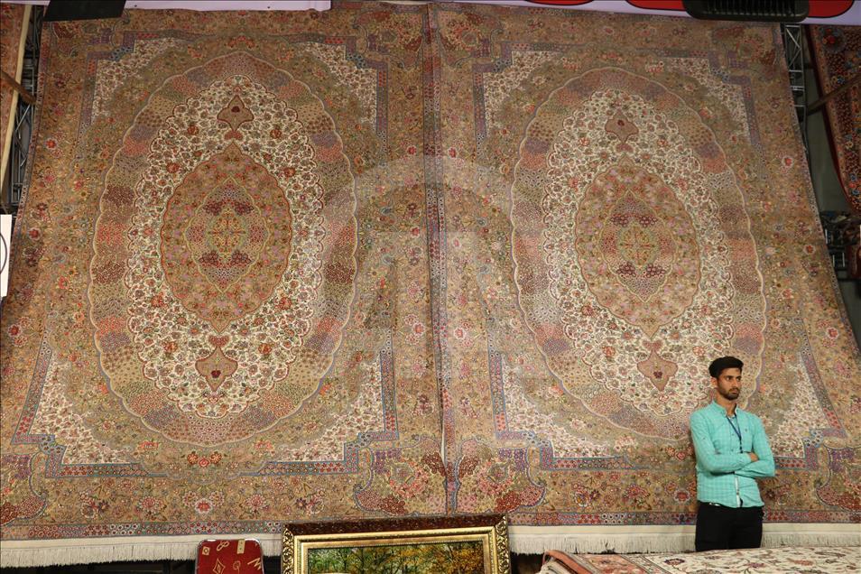 İran meşhur el dokuma halısının seri üretimle imtihanı