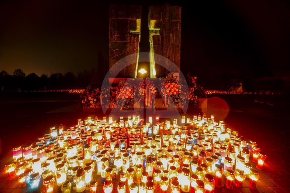 Noć u Vukovaru na Dan sjećanja: Lampionu obasjavaju žrtvu grada heroja