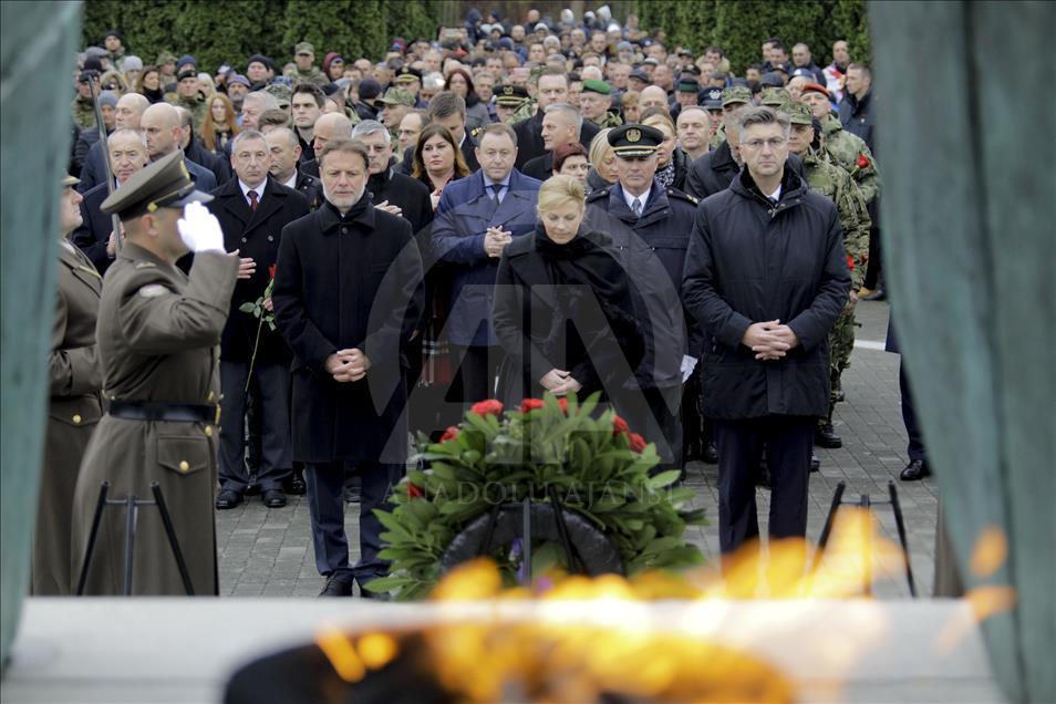 Hrvatska: Na Memorijalnom groblju održana misa za poginule i nestale branitelje Vukovara
