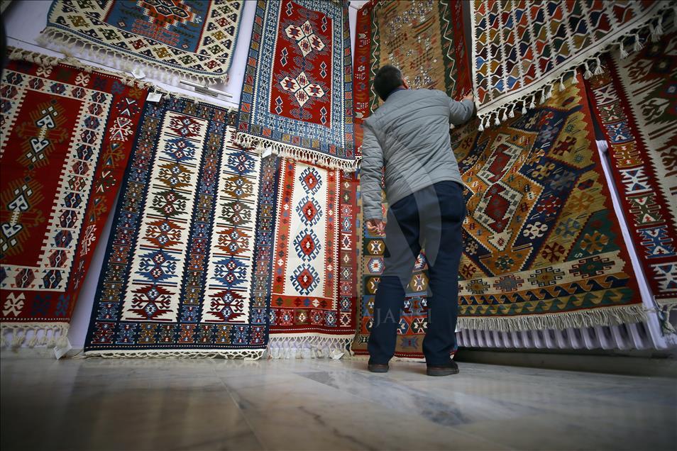 Orta Asya'dan Anadolu'ya "taşınan" kilim