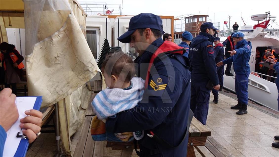 Adada mahsur kalan düzensiz göçmenler kurtarıldı