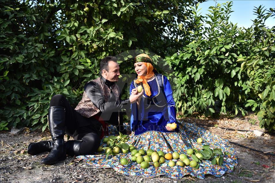 30 ülkenin vatandaşlarından renkli narenciye hasadı