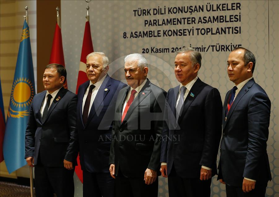 В Измире проходит 8-я пленарная сессия ТюркПА