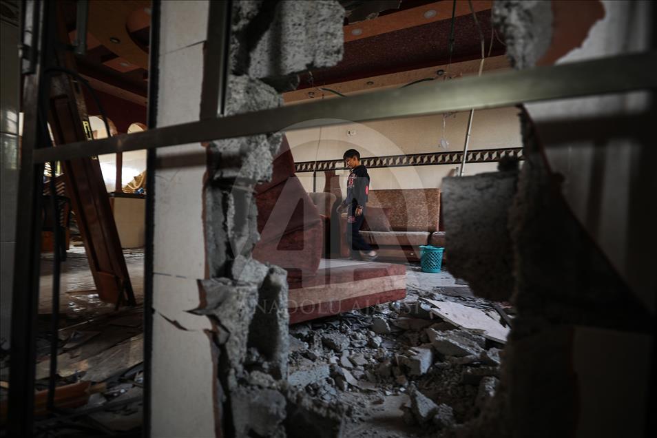 	AA İsrail'in son Gazze saldırısında bıraktığı enkazları görüntüledi