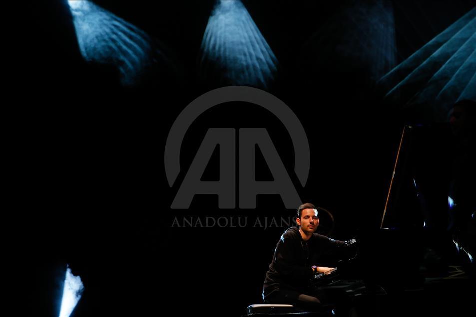 Peter Bence, İzmir'de konser verdi