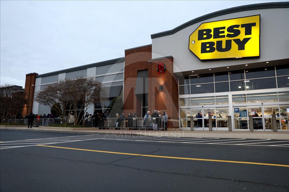 ABD'de ''indirim'' çılgınlığı soğuk dinlemedi