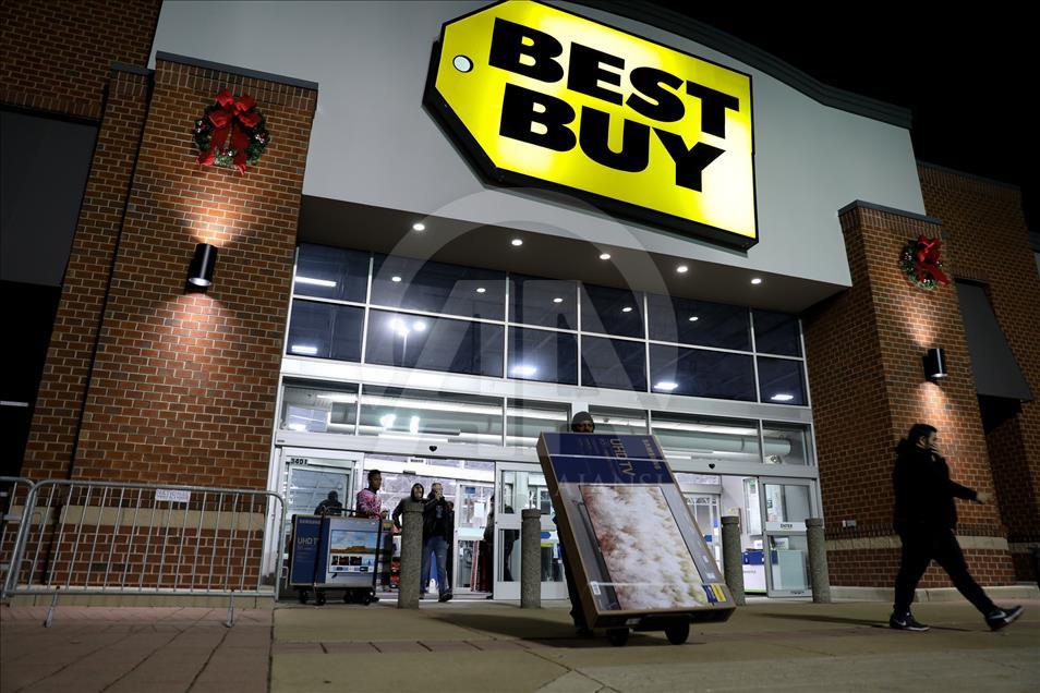 ABD'de ''indirim'' çılgınlığı soğuk dinlemedi