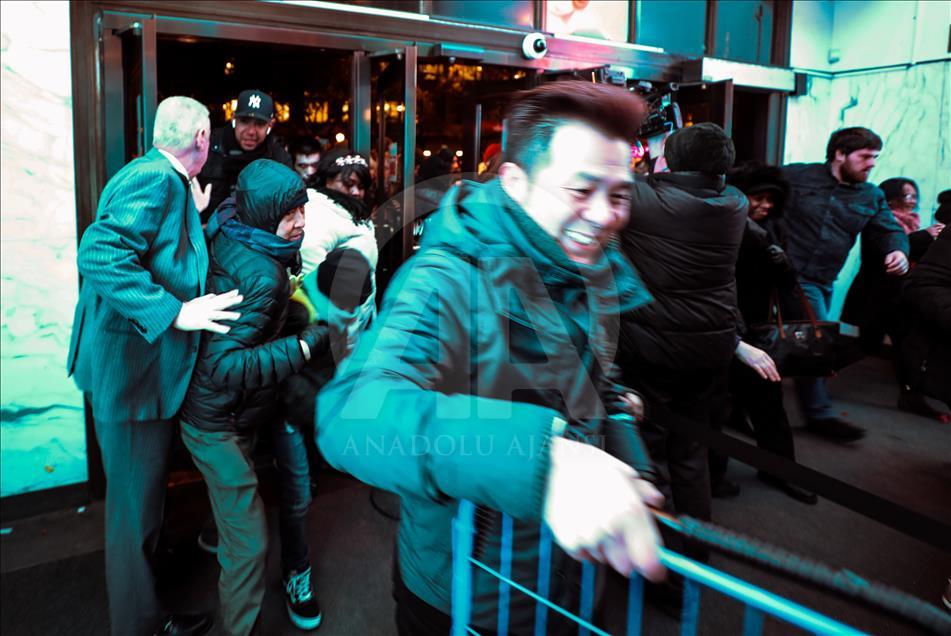"Black Friday" sales in New York