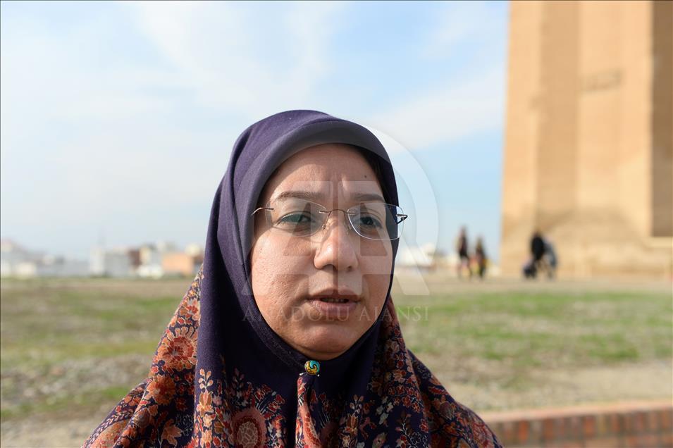 Türkmen kadınların asırlardır terk etmediği "yalık" ve "annak" geleneği