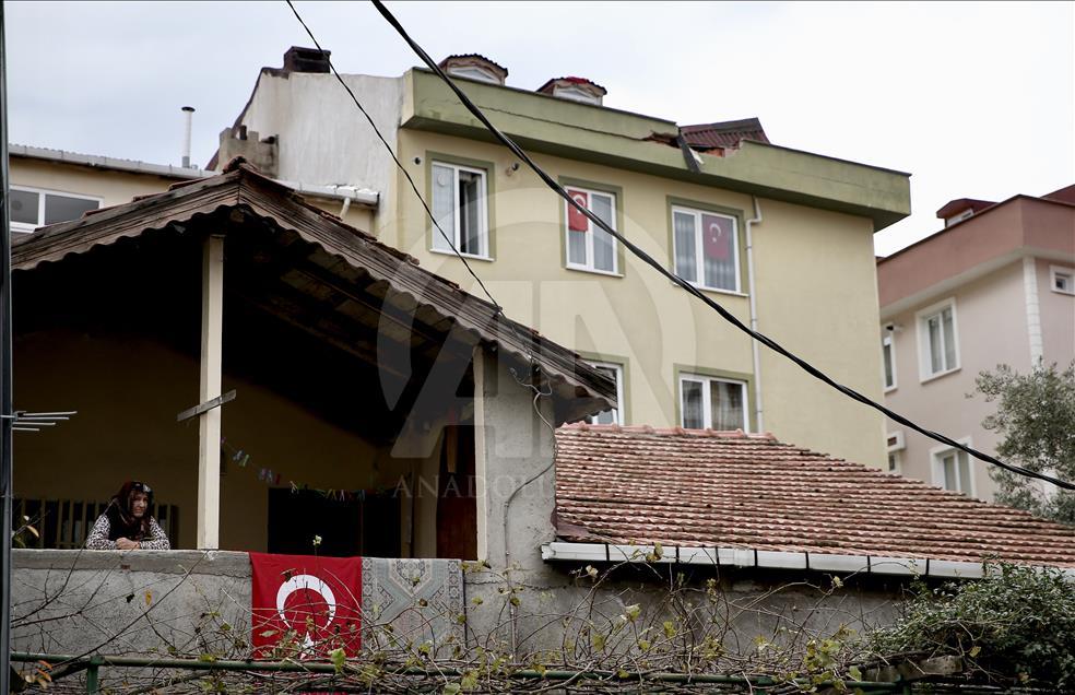 İstanbul'da askeri helikopterin düşmesi