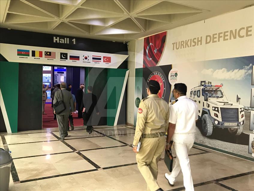 Türk savunma sanayisi ürünlerine Pakistan'da yoğun ilgi
