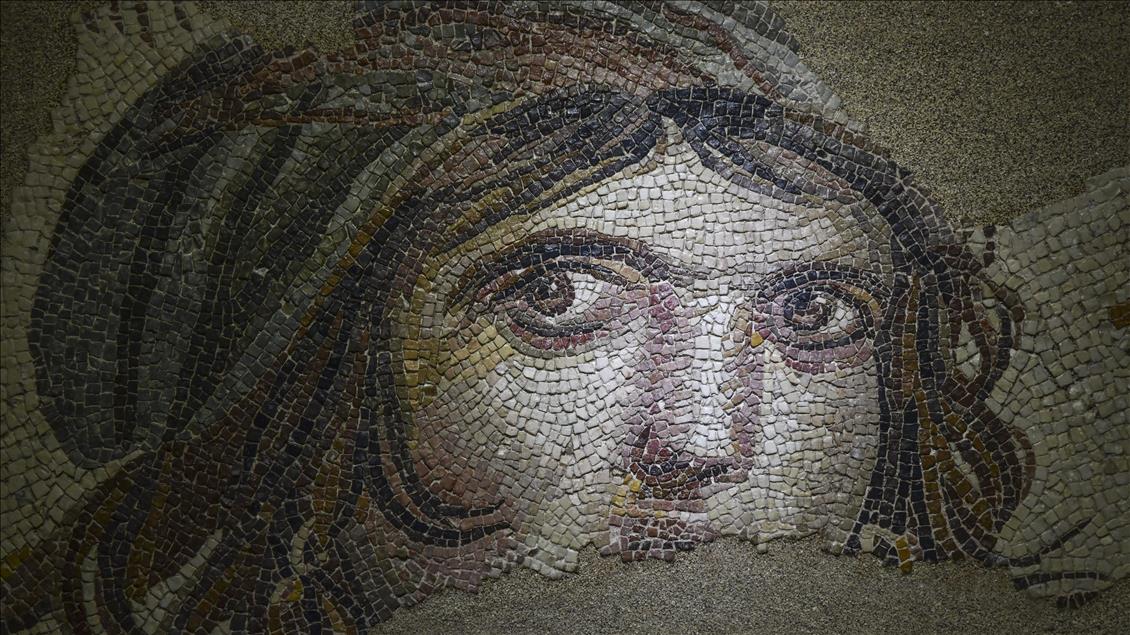 The missing pieces of Gypsy Girl mosaic to return Gaziantep after years