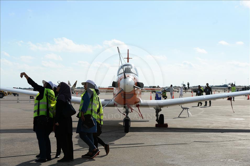 9th International Iran AirShow
