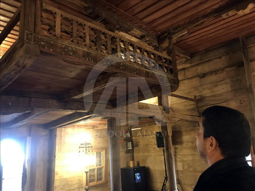 مسجد تاریخی بدون میخ در ترکیه