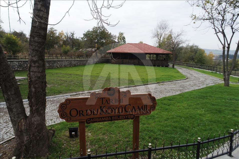 مسجد تاریخی بدون میخ در ترکیه