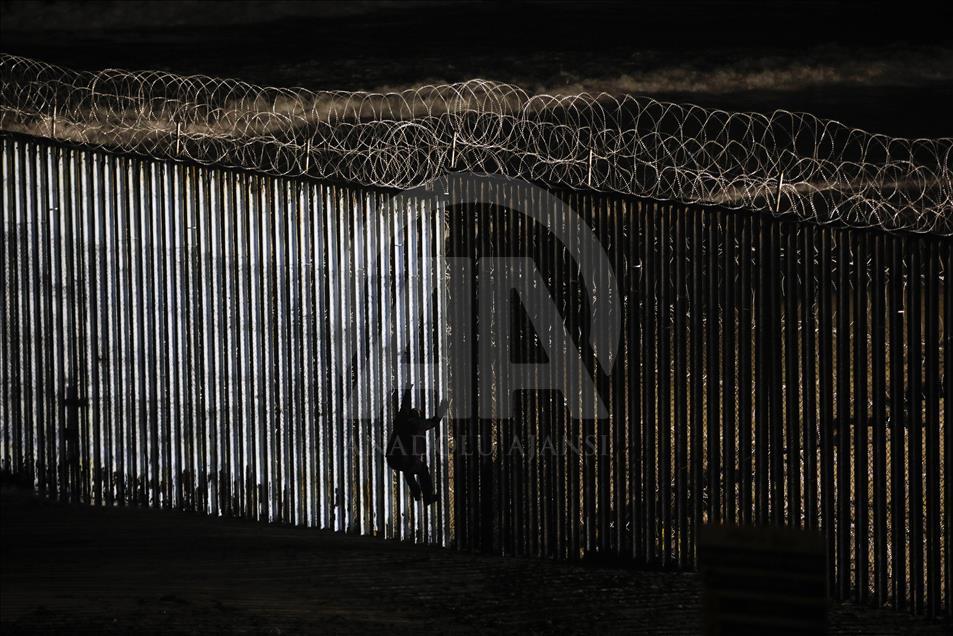 Tijuana'ya gelen göçmenler bekleyişini sürdürüyor