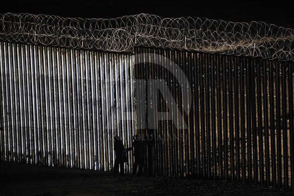 Tijuana'ya gelen göçmenler bekleyişini sürdürüyor