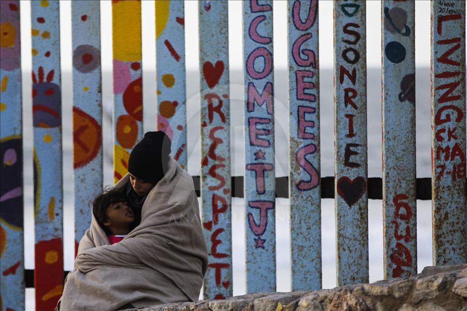 Tijuana'ya gelen göçmenler bekleyişini sürdürüyor