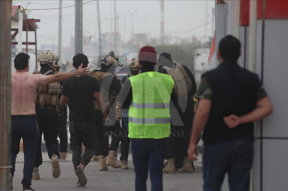 Basra'da "sarı yelekliler" gösterisi