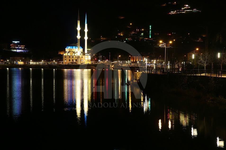 Uzungöl'ün gecesi de ayrı bir güzel